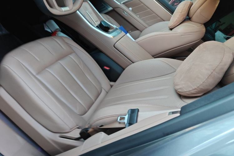 Used ONVO Luxeed L90 2025 Model—Ultra Six-Seater Version Left Front Seat