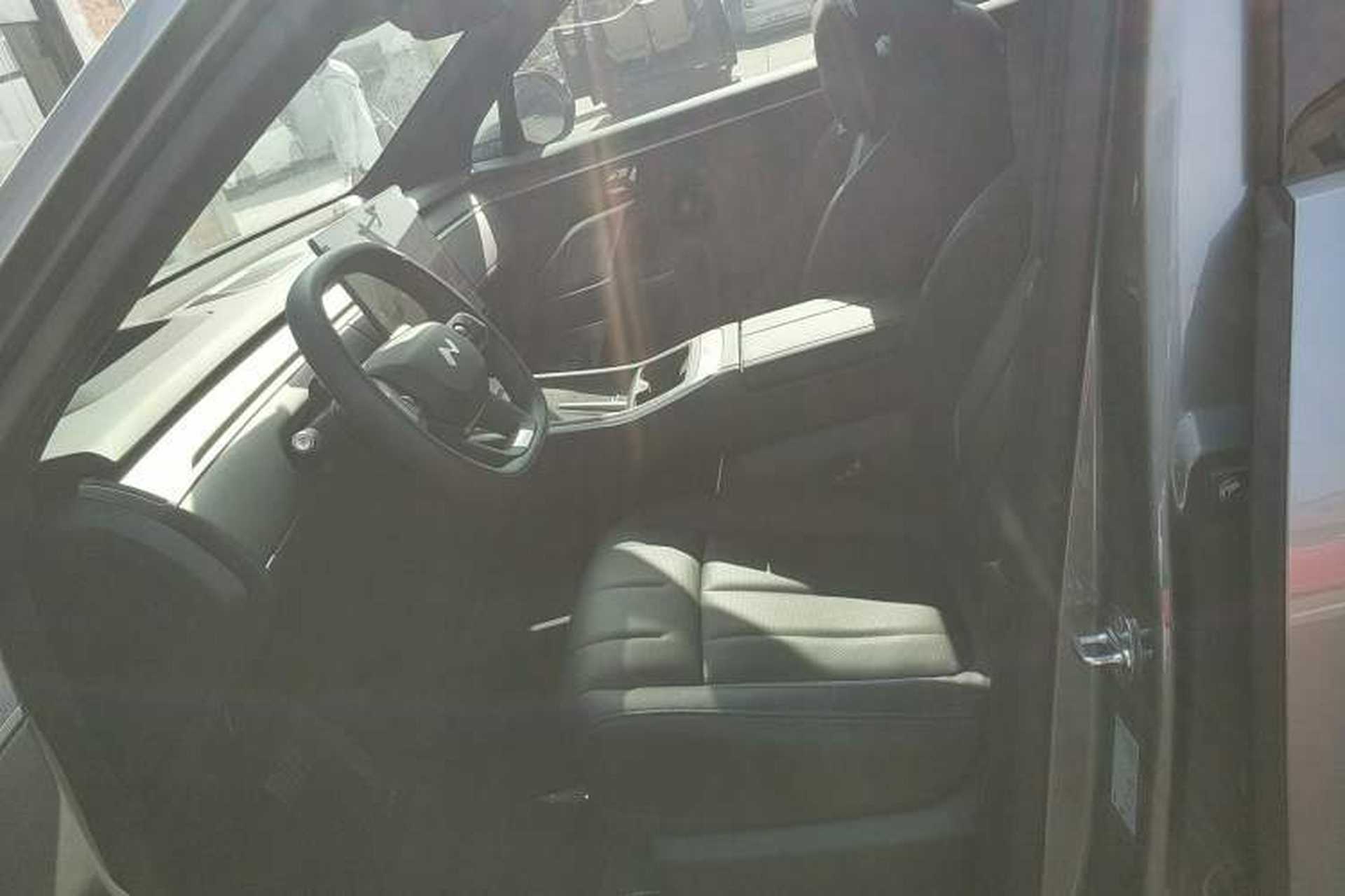 Used ONVO Luxeed L90 2025 Model—Ultra Six-Seater Version Left Front Seat
