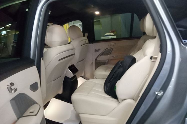 Used ONVO Luxeed L90 2025 Model Ultra Six-Seater 60-degree Battery Edition Left Rear Seat