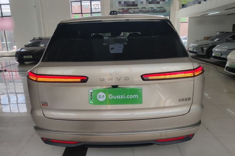 Used ONVO Luxeed L90 2025 Model—Ultra Six-Seater Version Rear