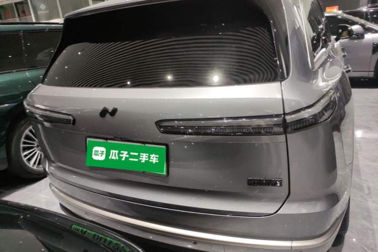 Used ONVO Luxeed L90 2025 Model—Ultra Six-Seater Version Rear