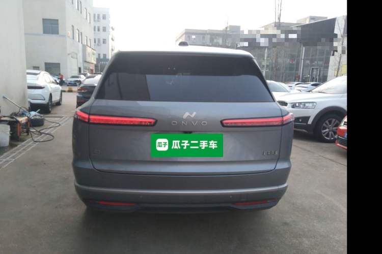 Used ONVO Luxeed L90 2025 Model—Max Six-Seater Version Rear