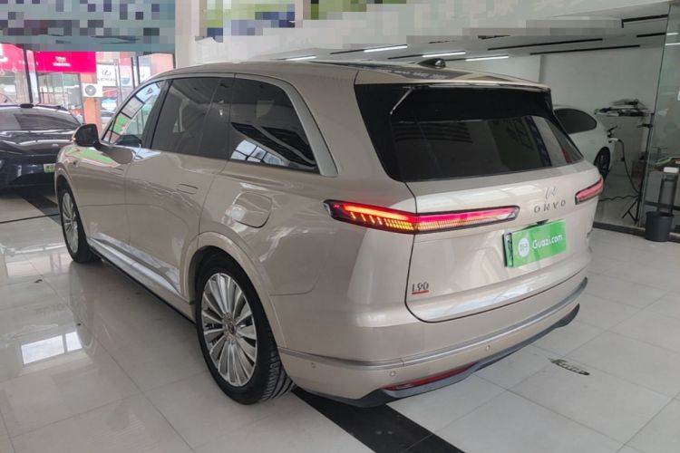 Used ONVO Luxeed L90 2025 Model—Ultra Six-Seater Version Rear Left 45 Deg