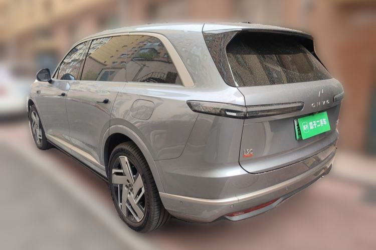 Used ONVO Luxeed L90 2025 Model—Ultra Six-Seater Version Rear Left 45 Deg
