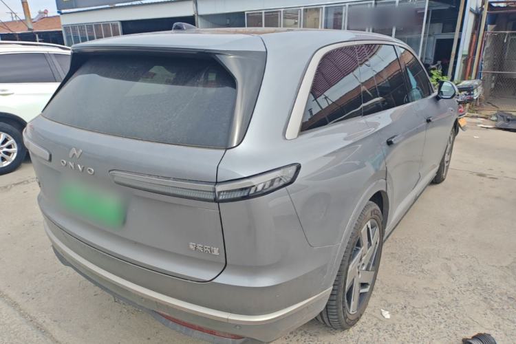Used ONVO Luxeed L90 2025 Model—Ultra Six-Seater Version Rear Right 45 Deg