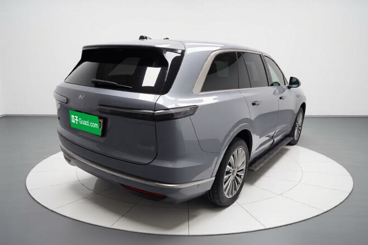 Used ONVO Luxeed L90 2025 Model—Max Six-Seater Version Rear Right 45 Deg