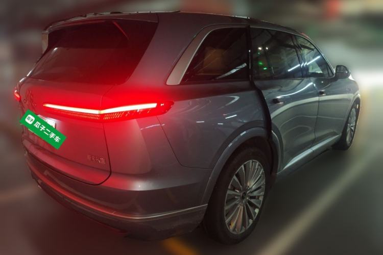 Used ONVO Luxeed L90 2025 Model—Black Knight Special Edition—Six-Seater Rear Right 45 Deg