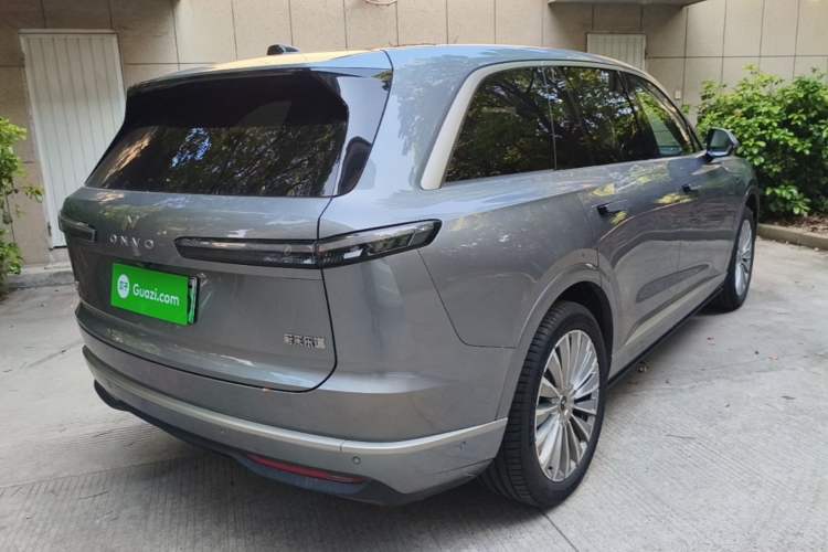 Used ONVO Luxeed L90 2025 Model—Ultra Six-Seater Version Rear Right 45 Deg