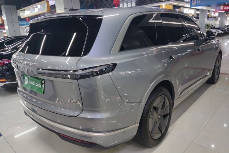 Used ONVO Luxeed L90 2025 Model—Max Six-Seater Version Rear Right 45 Deg