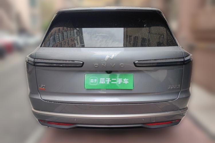 Used ONVO Luxeed L90 2025 Model—Ultra Six-Seater Version Rear