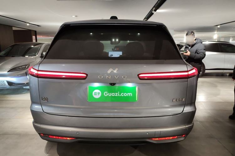 Used ONVO Luxeed L90 2025 Model—Max Six-Seater Version Rear