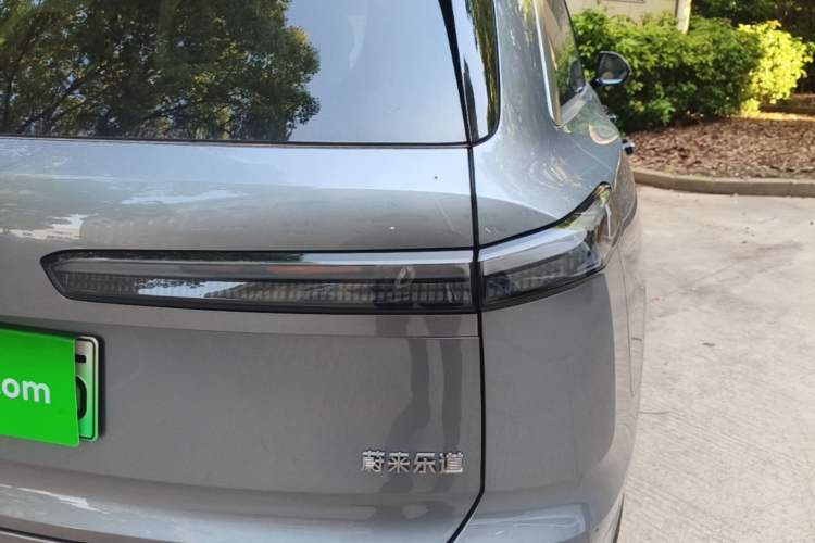 Used ONVO Luxeed L90 2025 Model—Ultra Six-Seater Version Right Rear Taillight