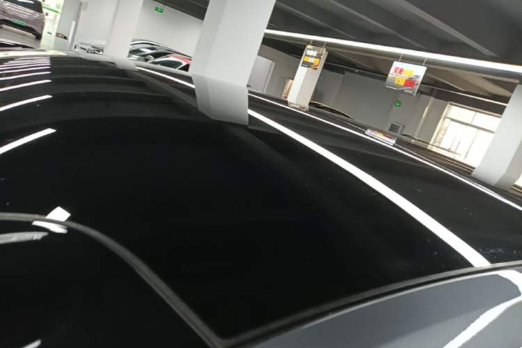 Used ONVO Luxeed L90 2025 Model—Max Six-Seater Version Roof
