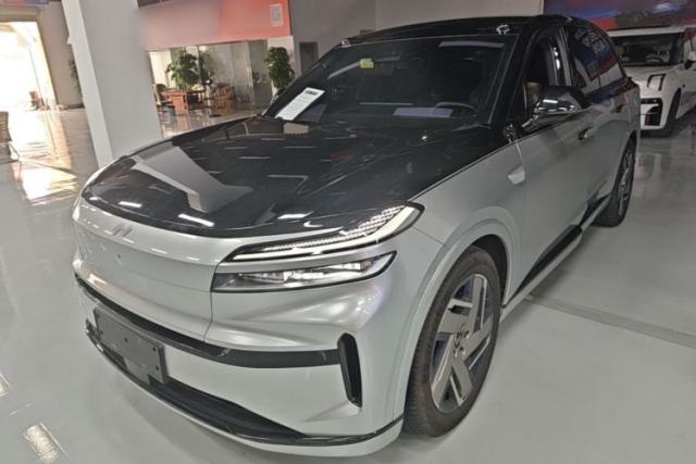 Used ONVO Luxeed L90 2025 Model—Max Six-Seater Version