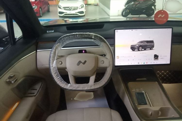 Used ONVO Luxeed L90 2025 Model Ultra Six-Seater 60-degree Battery Edition Steering Wheel