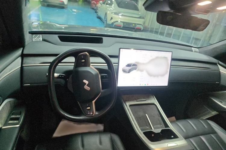 Used ONVO Luxeed L90 2025 Model—Pro Six-Seater Version Steering Wheel