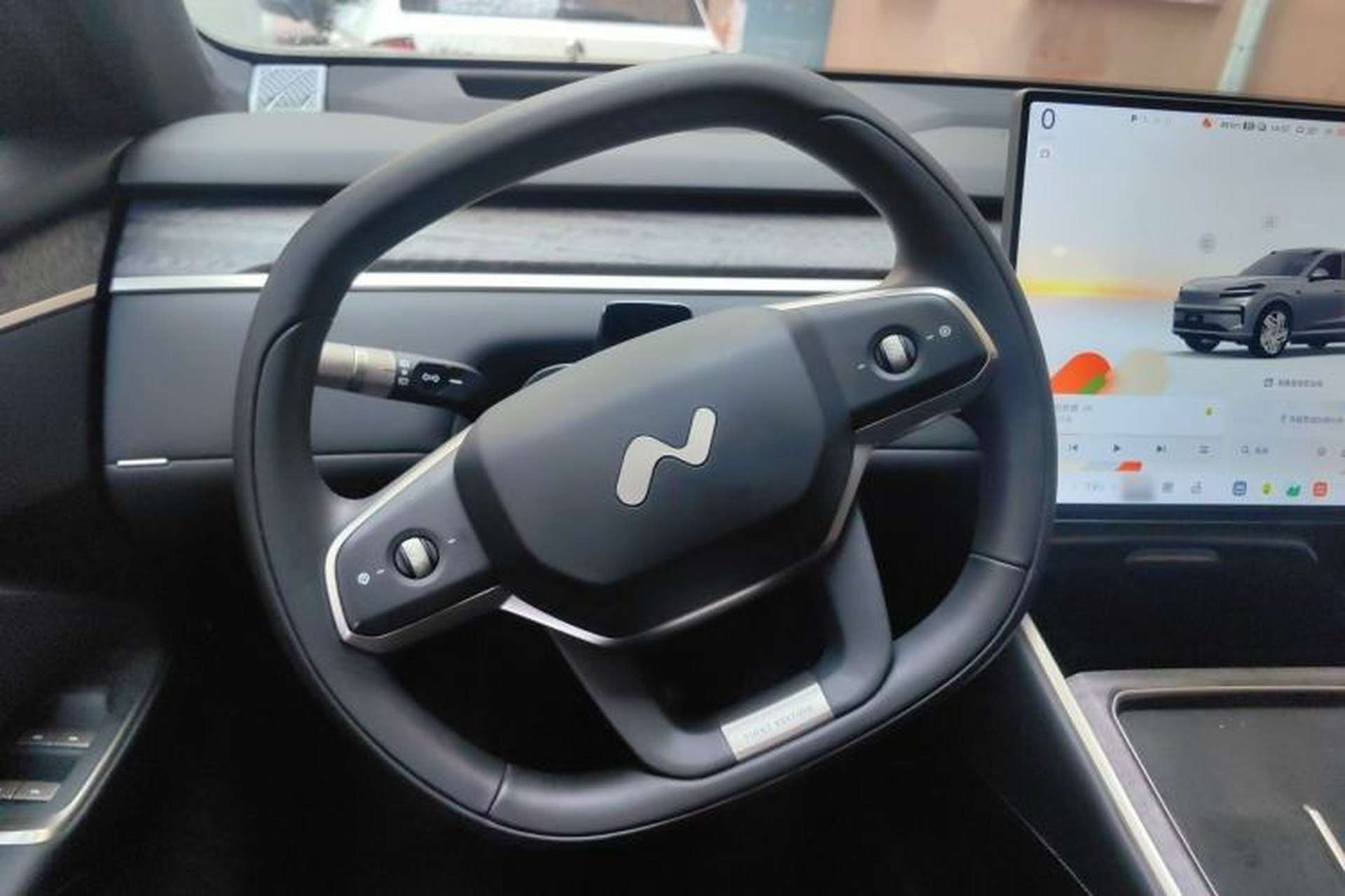 Used ONVO Luxeed L90 2025 Model—Ultra Six-Seater Version Steering Wheel