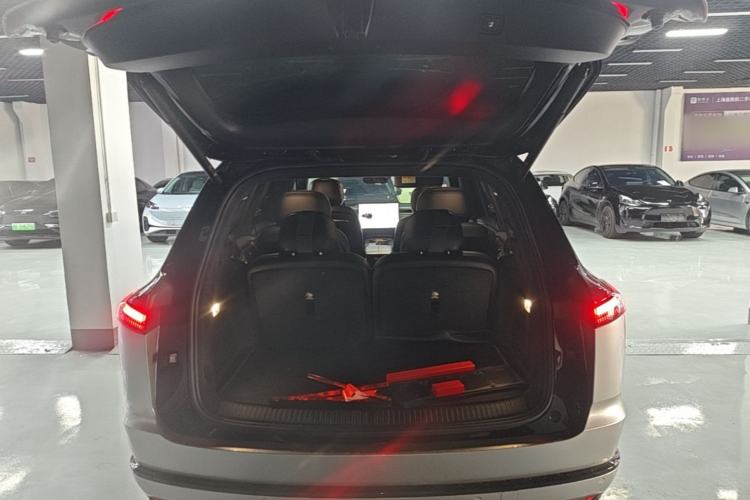 Used ONVO Luxeed L90 2025 Model—Max Six-Seater Version Trunk