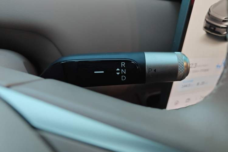 Used ONVO Luxeed L90 2025 Model—Ultra Six-Seater Version Vehicle Key