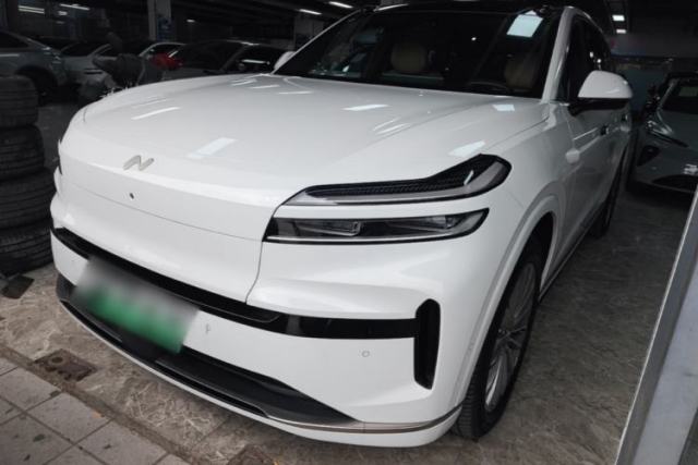 Used ONVO Luxeed L90 2025 Model—Ultra Six-Seater Version