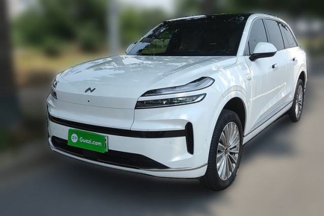 Used ONVO Luxeed L90 2025 Model—Ultra Six-Seater Version