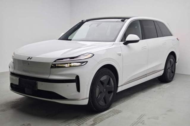 Used ONVO Luxeed L90 2025 Model—Pro Six-Seater Version