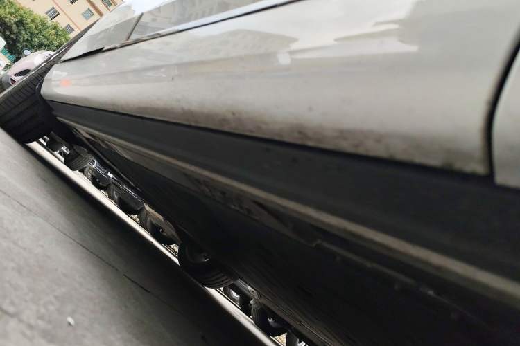 Used ONVO Luxeed L90 2025 Model—Max Six-Seater Version Chassis Front Right