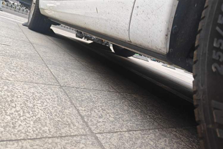 Used ONVO Luxeed L90 2025 Model—Max Six-Seater Version Chassis Front Right