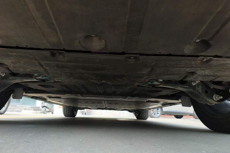 Used ONVO Luxeed L90 2025 Model—Max Six-Seater Version Chassis Rear