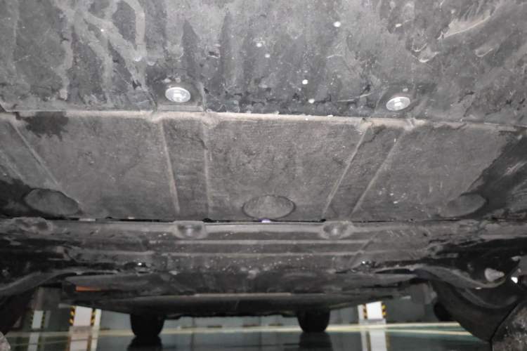 Used ONVO Luxeed L90 2025 Model—Max Six-Seater Version Chassis Rear