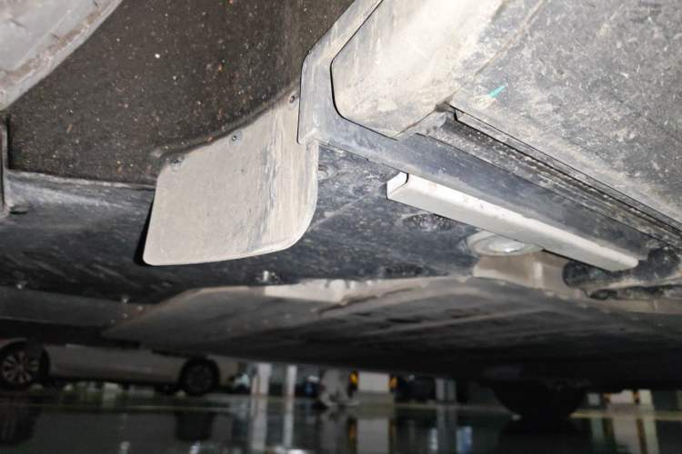 Used ONVO Luxeed L90 2025 Model—Max Six-Seater Version Chassis Rear Right