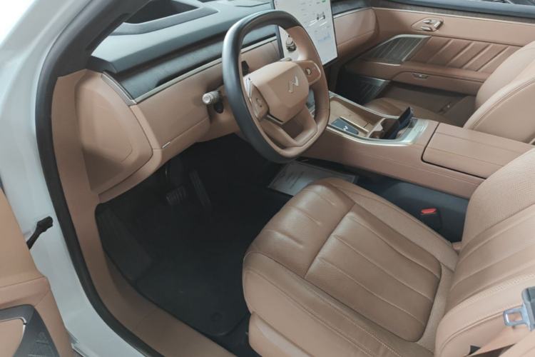 Used ONVO Luxeed L90 2025 Model—Ultra Six-Seater Version Driver Seat