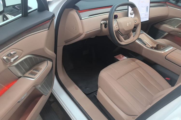 Used ONVO Luxeed L90 2025 Model—Ultra Six-Seater Version Driver Seat