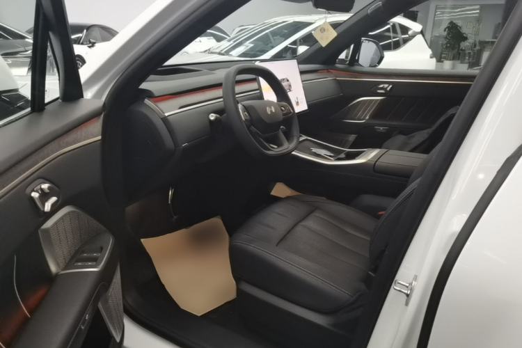 Used ONVO Luxeed L90 2025 Model—Max Six-Seater Version Driver Seat