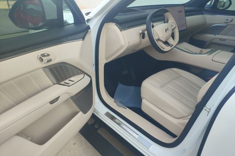 Used ONVO Luxeed L90 2025 Model—Max Six-Seater Version Driver Seat