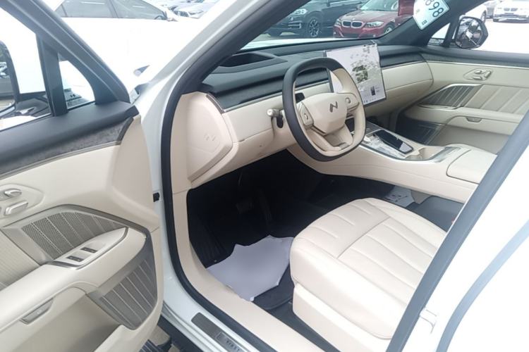 Used ONVO Luxeed L90 2025 Model—Max Six-Seater Version Driver Seat
