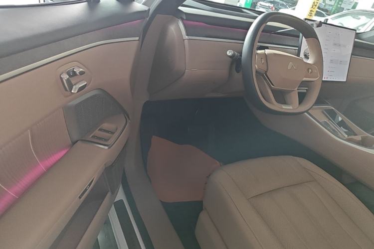 Used ONVO Luxeed L90 2025 Model—Max Six-Seater Version Driver Seat