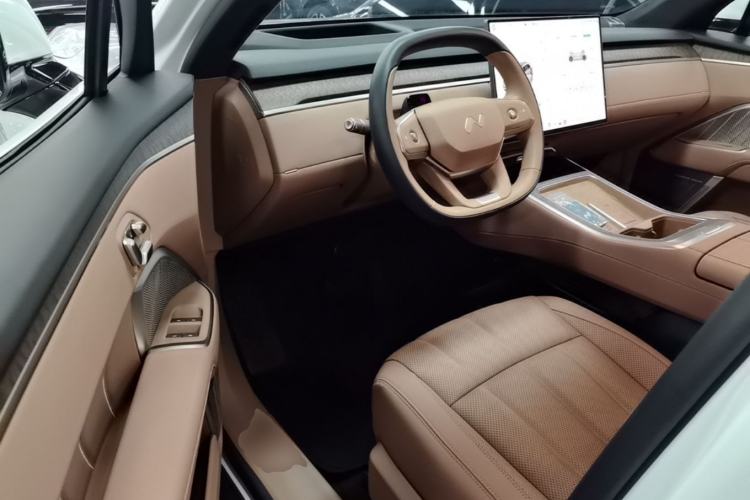 Used ONVO Luxeed L90 2025 Model—Ultra Six-Seater Version Driver Seat