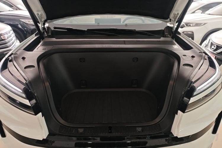 Used ONVO Luxeed L90 2025 Model—Ultra Six-Seater Version Engine Bay
