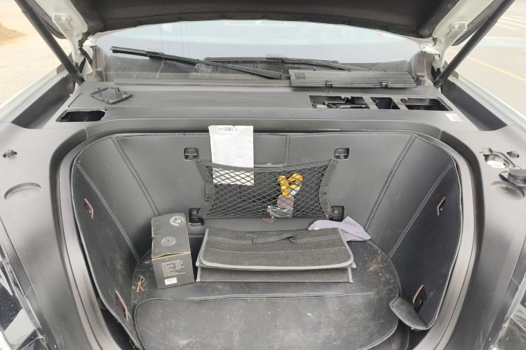Used ONVO Luxeed L90 2025 Model—Pro Six-Seater Version Engine Bay