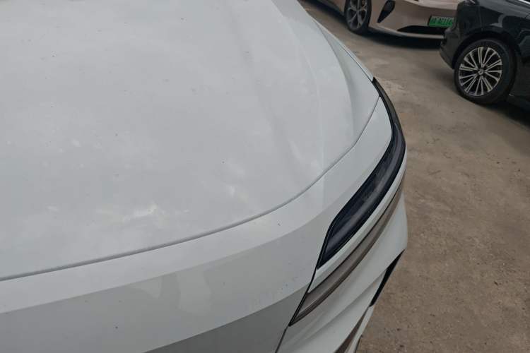 Used ONVO Luxeed L90 2025 Model—Pro Six-Seater Version Engine Bay Left