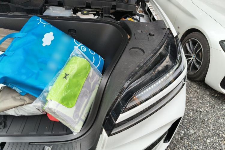 Used ONVO Luxeed L90 2025 Model—Max Six-Seater Version Engine Bay Left
