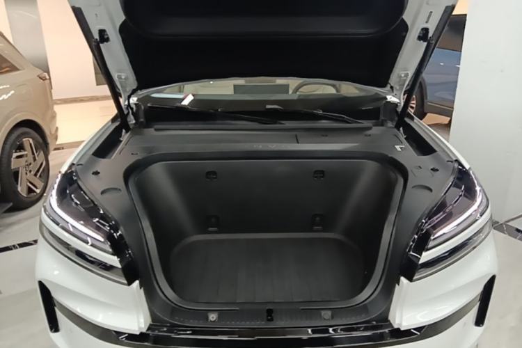 Used ONVO Luxeed L90 2025 Model Ultra Six-Seater 60-degree Battery Edition Engine Bay