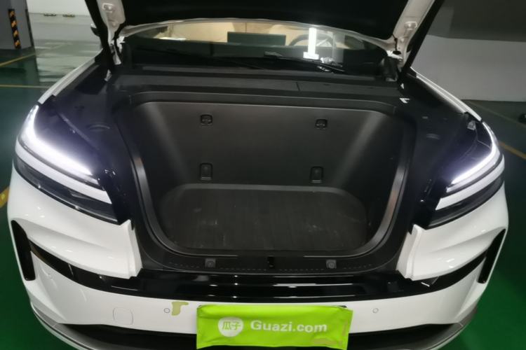 Used ONVO Luxeed L90 2025 Model—Ultra Six-Seater Version Engine Bay