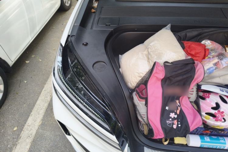 Used ONVO Luxeed L90 2025 Model—Ultra Six-Seater Version Engine Bay Right