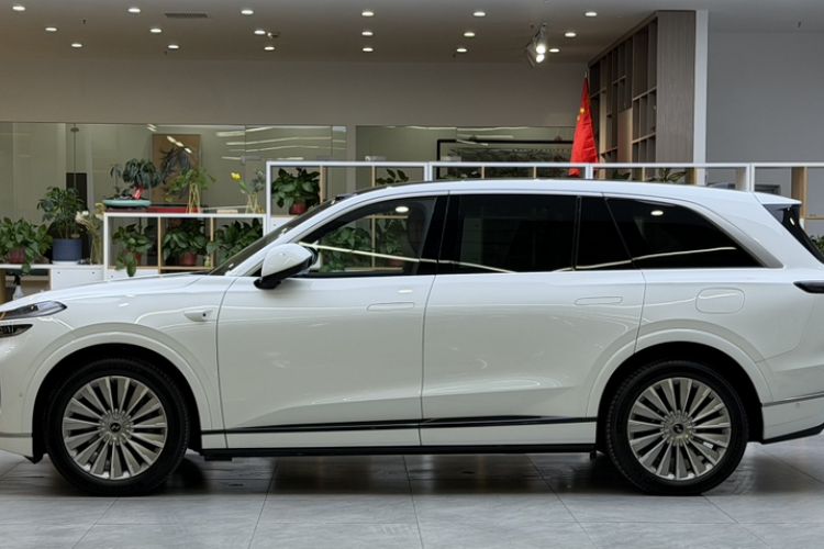 Used ONVO Luxeed L90 2025 Model—Max Six-Seater Version Exterior 1