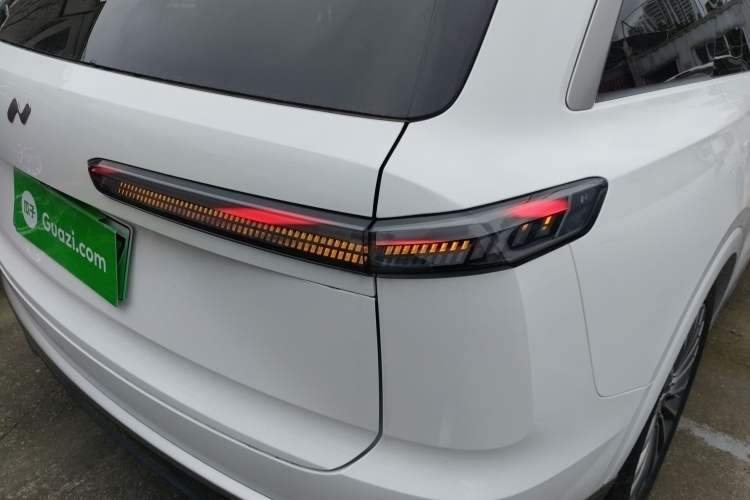 Used ONVO Luxeed L90 2025 Model—Max Six-Seater Version Exterior 3