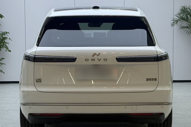 Used ONVO Luxeed L90 2025 Model—Max Six-Seater Version Exterior 3