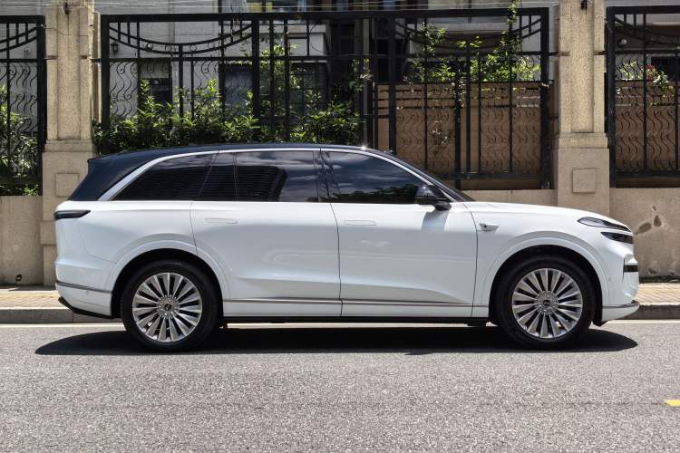 Used ONVO Luxeed L90 2025 Model—Max Seven-Seater Version Exterior 7