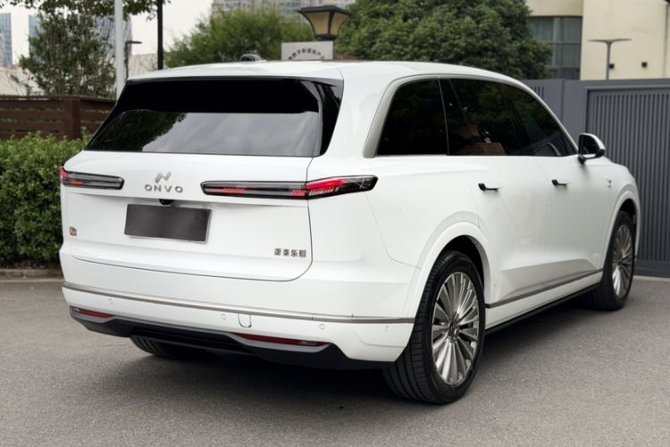 Used ONVO Luxeed L90 2025 Model—Ultra Six-Seater Version Exterior 8